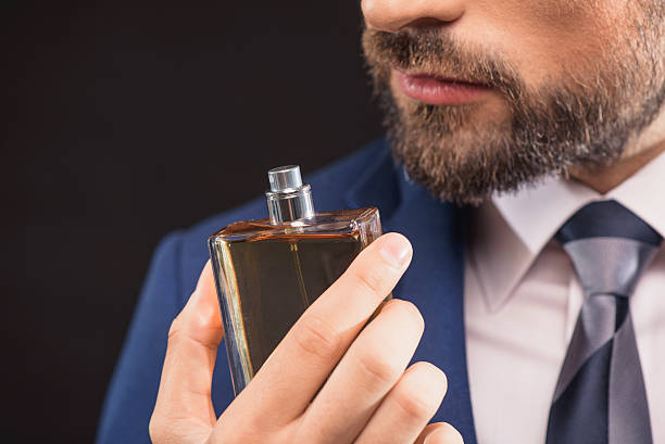 Men's oud perfume